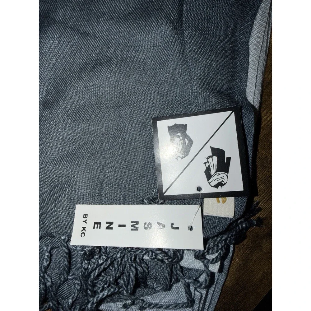 NWT! JASMINE by KC Ombre Gradient Gray Color Scarf Shawl Wrap